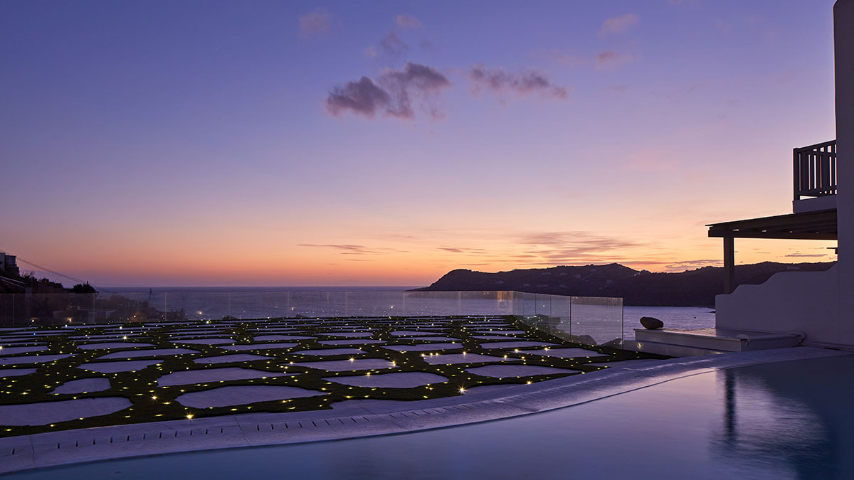 Myconian Royal (Myconian Collection)